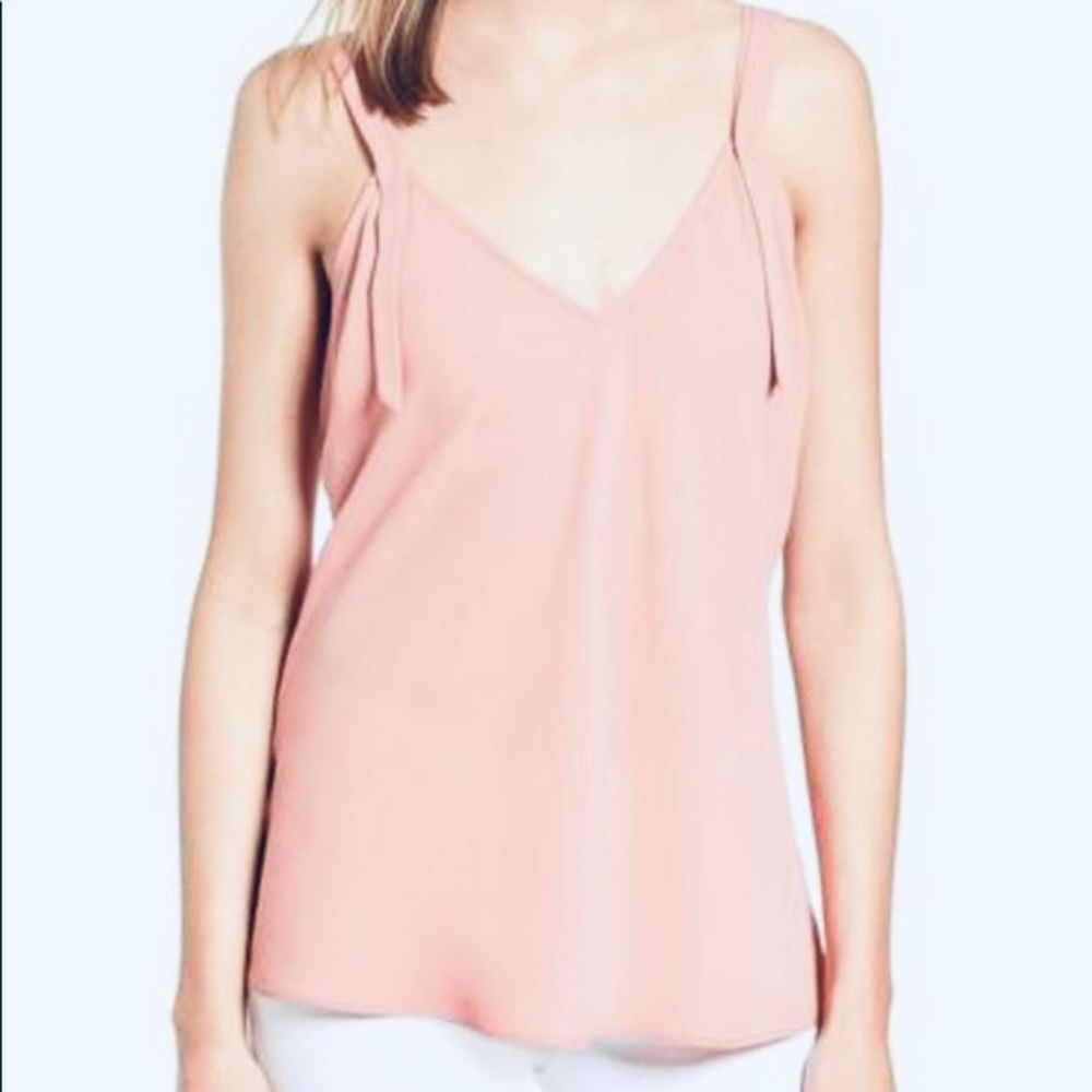 Trouvé Top